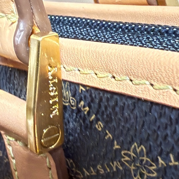 BNWOT Misty Collection Leather Purse - Picture 8 of 12